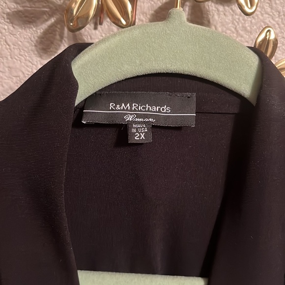 even jacket - Picture 2 of 3